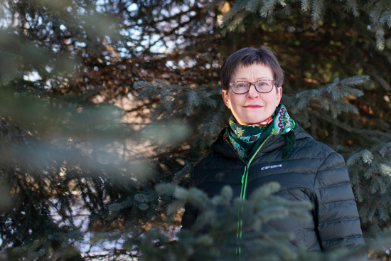 Kide_1_2019_kolmetarinaa_anne.jpg